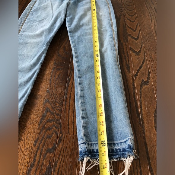 Hudson Women's 27 Holly Straight High-Rise Side-Released Zipper Raw Hem Jeans - Picture 7 of 12